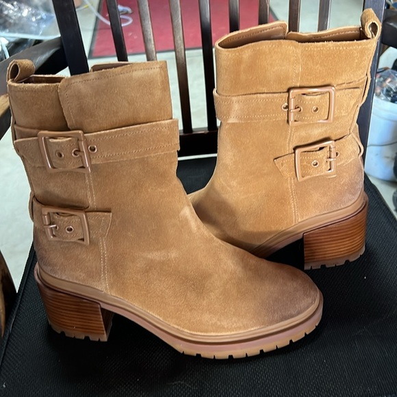 Naturalizer tan boot - Picture 2 of 9